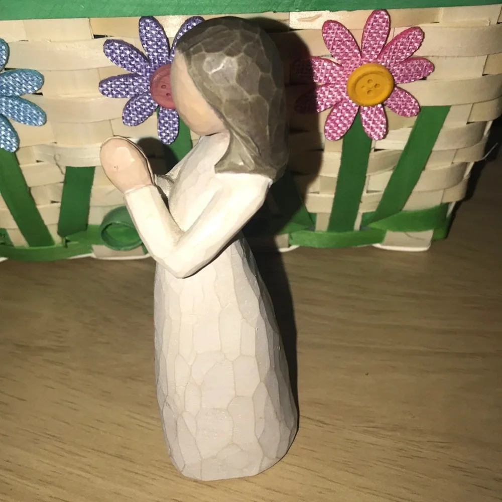 Willow Tree Sister by Heart Figurine - Picture 7 of 9